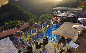 Auberge Les Montagnes du Paradis Your Hidden Retreat in Paradise Valley